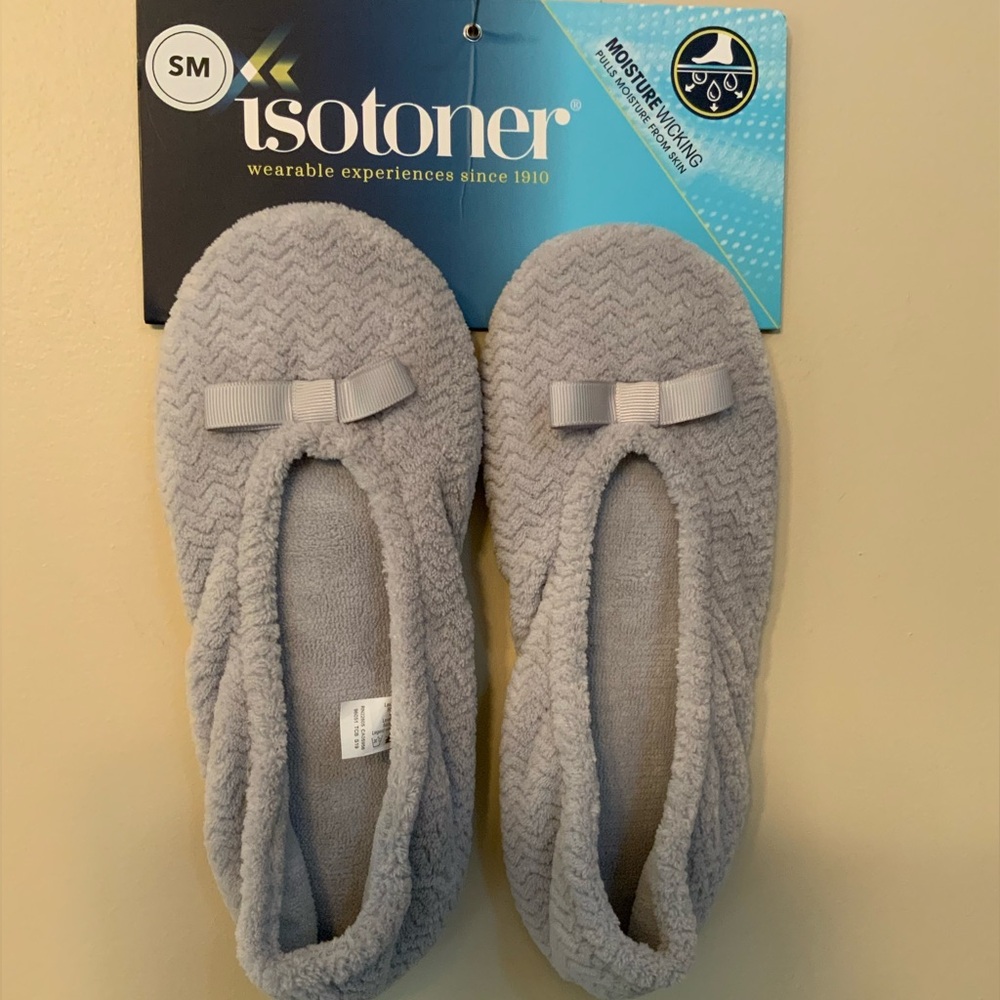 Isotoner Women’s Diamond Microterry Gemma Ballerina Slippers in Soft Gray NWT